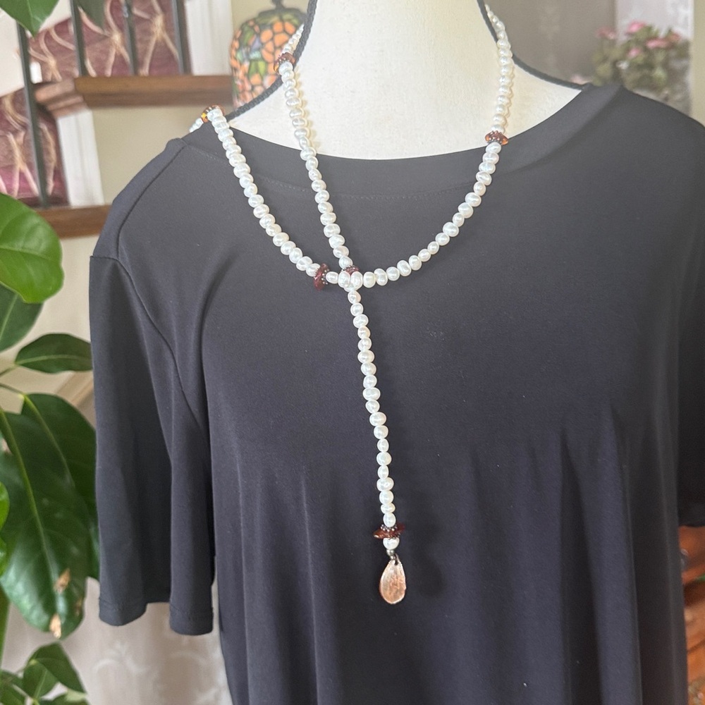 Faux, pearl wraparound necklace excellent condition never worn - Picture 11 of 12